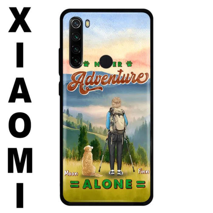 Personalized Solo Hiking With Dogs Phone Case - Woman/Man With Up to 4 Dogs - Gift Idea For Hiking Lovers - Cases For Oppo, Xiaomi And Huawei