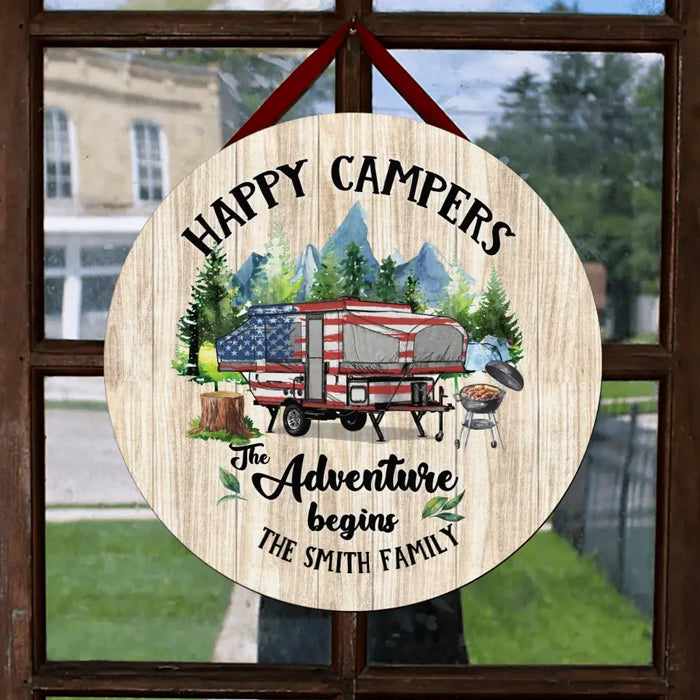 Personalized Camper Circle Door Sign - Gift Idea For Camping Lovers/Family - Happy Campers The Adventure Begins