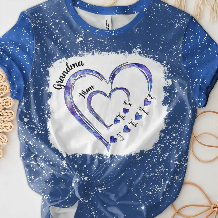 Personalized Mom Grandma Heart T-shirt - Gift Idea For Mother/Grandma - Up to 6 Kids And 12 Grandkids
