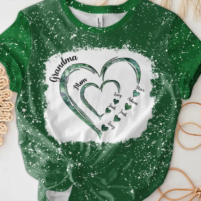 Personalized Mom Grandma Heart T-shirt - Gift Idea For Mother/Grandma - Up to 6 Kids And 12 Grandkids