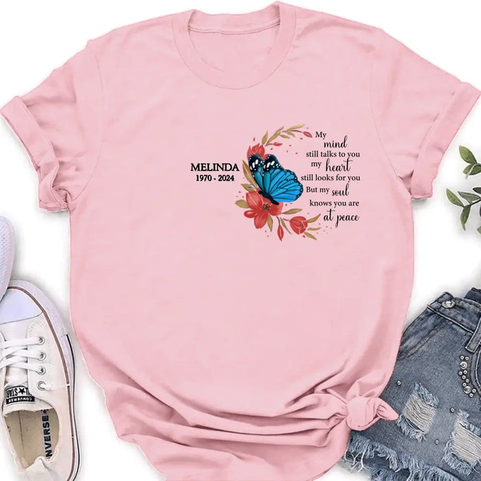 Personalized Flower Memorial Shirt/Hoodie - Memorial Gift Idea for Mother's Day/Father's Day - My Mind Still Talks To You