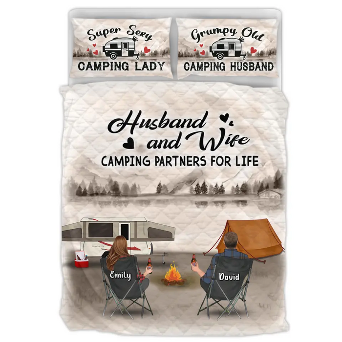Personalized Retro Vintage Camping Quilt Bed Sets - Gift Idea For Family/Camping Lover - Parents/Adult With Up to 5 Kids And 4 Pets - Happy Campers