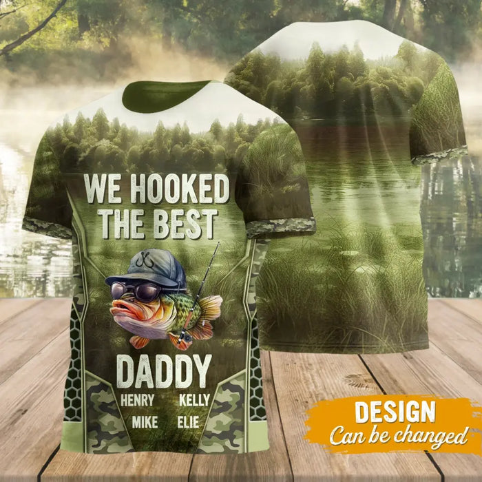 Personalized Fishing T-Shirt - Father's Day Gift Idea For Dad/Grandpa/Fishing Lover - We Hooked The Best Daddy