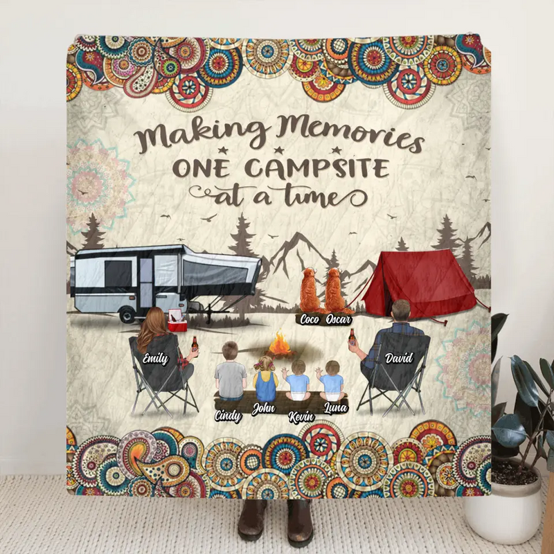 Personalized Floral Retro Vintage Camping Quilt/Fleece Throw Blanket - Gift Idea For Family/Camping Lover - Parents/Single Parent With Up to 4 Kids, 4 Pets - Making Memories One Campsite At A Time