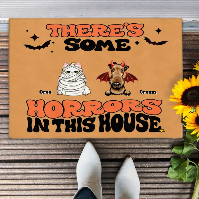 Personalized Halloween Pets Doormat - Gift Idea For Family/Pet Lover - Up to 7 Dogs/Cats - There's Some Horrors In This House