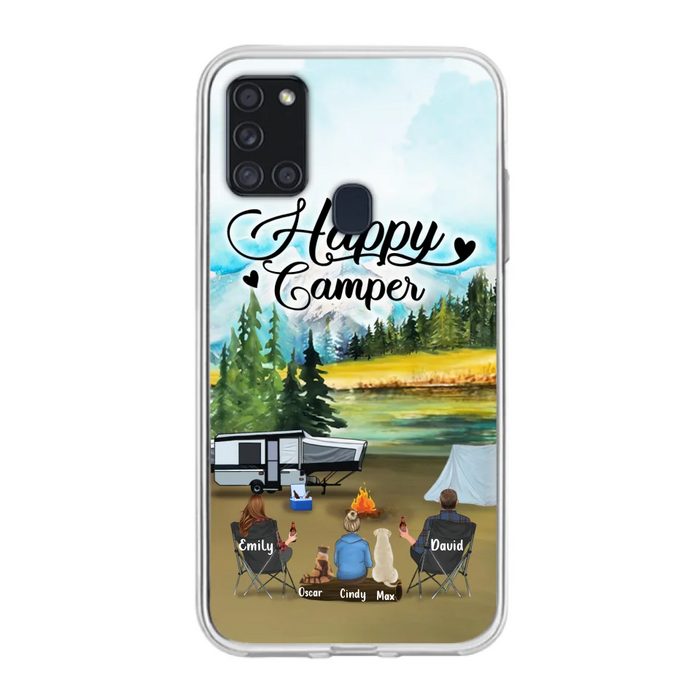 Personalized Camping Phone Case - Parents With 1 Kids And 2 Pets - Best Gift For Family - Happy Camper - Case For iPhone And Samsung