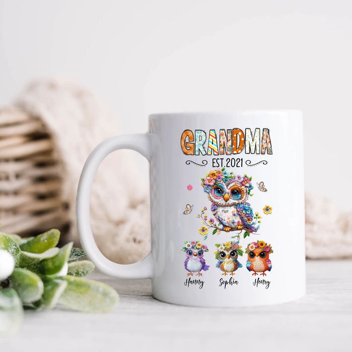 Personalized Owl Grandma Embroidered Effect Design Coffee Mug - Up to 6 Kids - Mother's Day Gift Idea for Grandma/Mom
